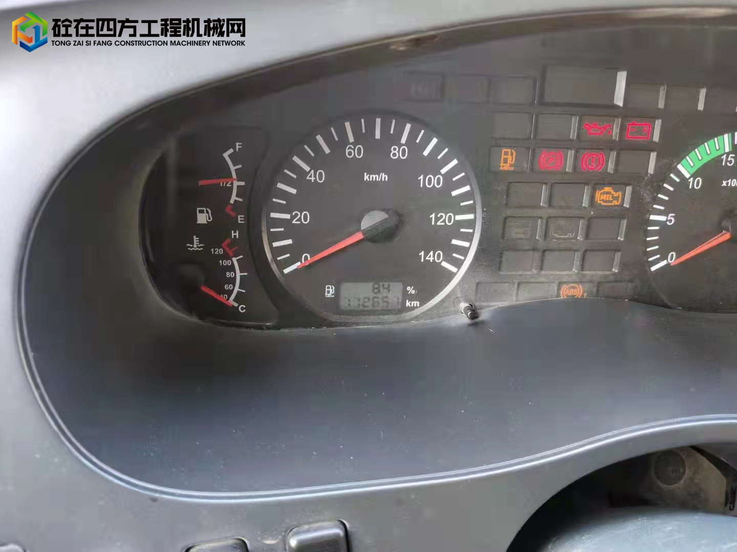 https://images.tongzsf.com/tong/truck_machine/20210929/161540b0587b4d.jpg