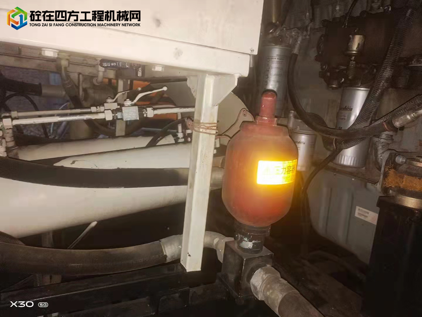 https://images.tongzsf.com/tong/truck_machine/20210930/1615522309ca6a.jpg