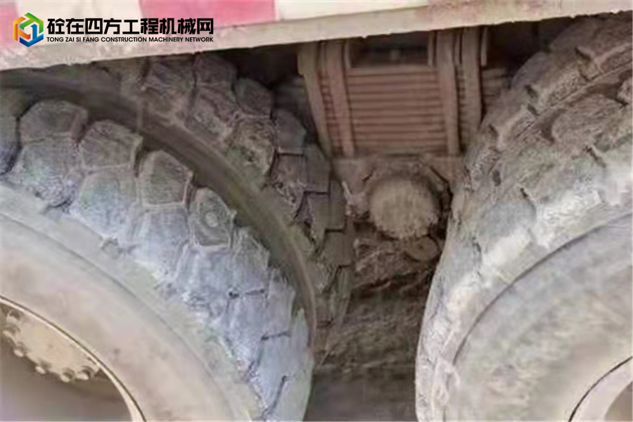 https://images.tongzsf.com/tong/truck_machine/20210930/161555a5cdb462.jpg
