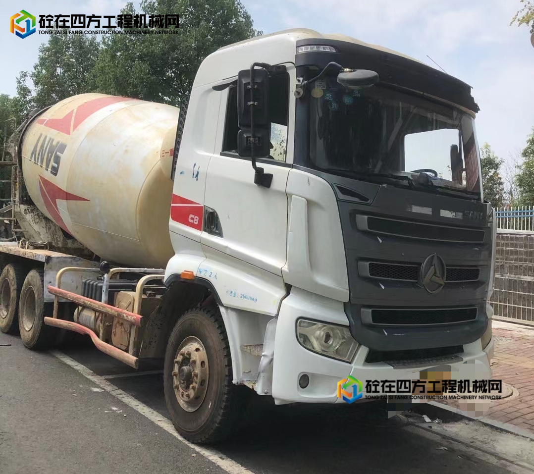 https://images.tongzsf.com/tong/truck_machine/20211002/16157aab9adc3a.jpg