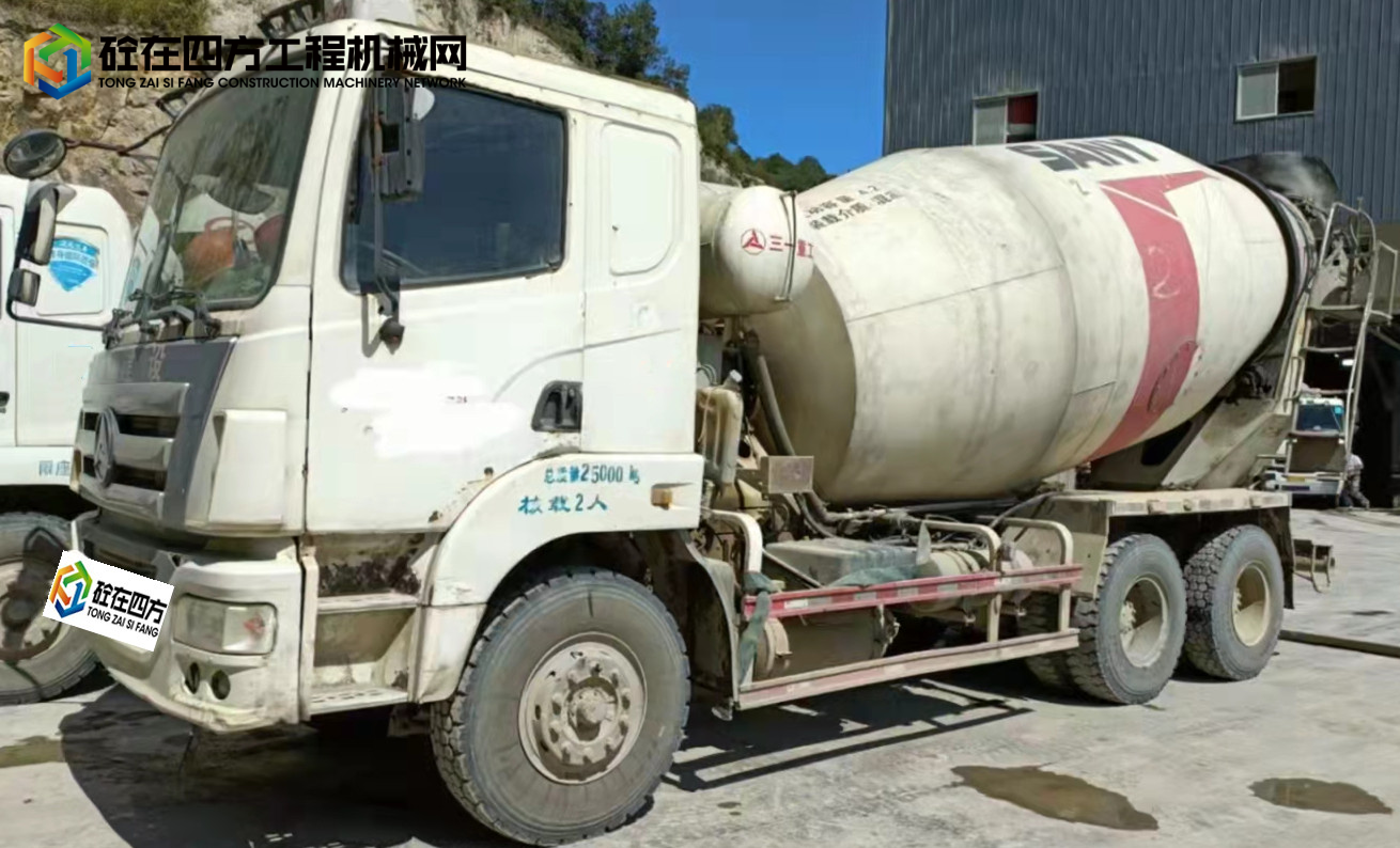https://images.tongzsf.com/tong/truck_machine/20211007/1615e4db383aeb.jpg