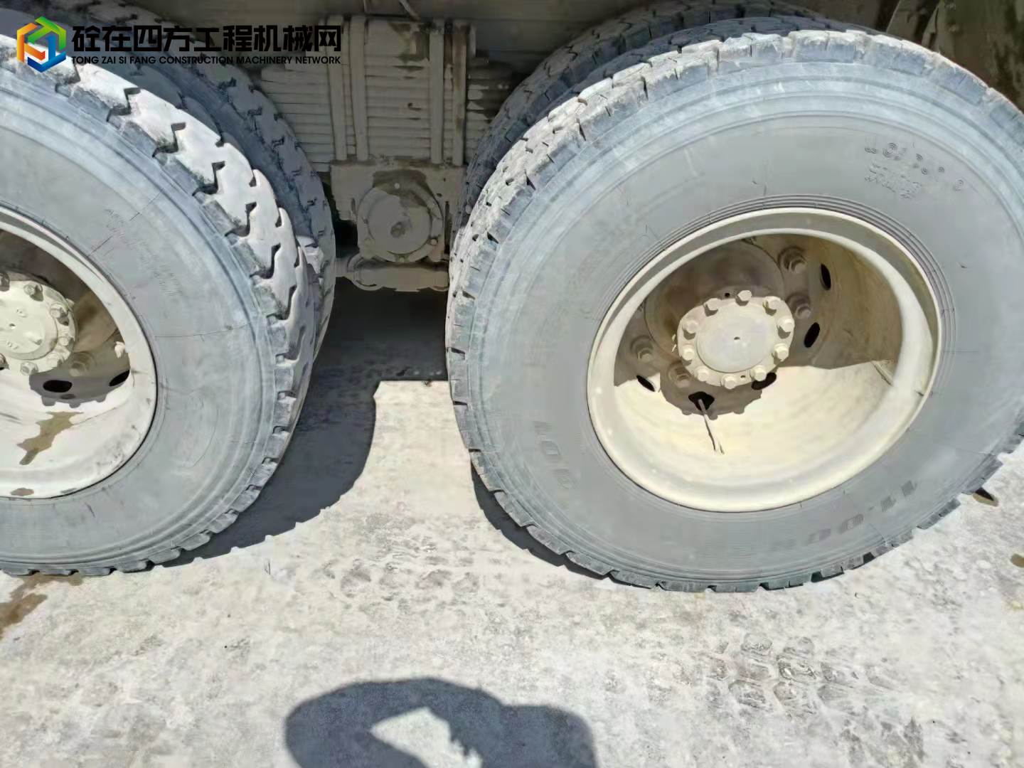 https://images.tongzsf.com/tong/truck_machine/20211007/1615e4db570a11.jpg