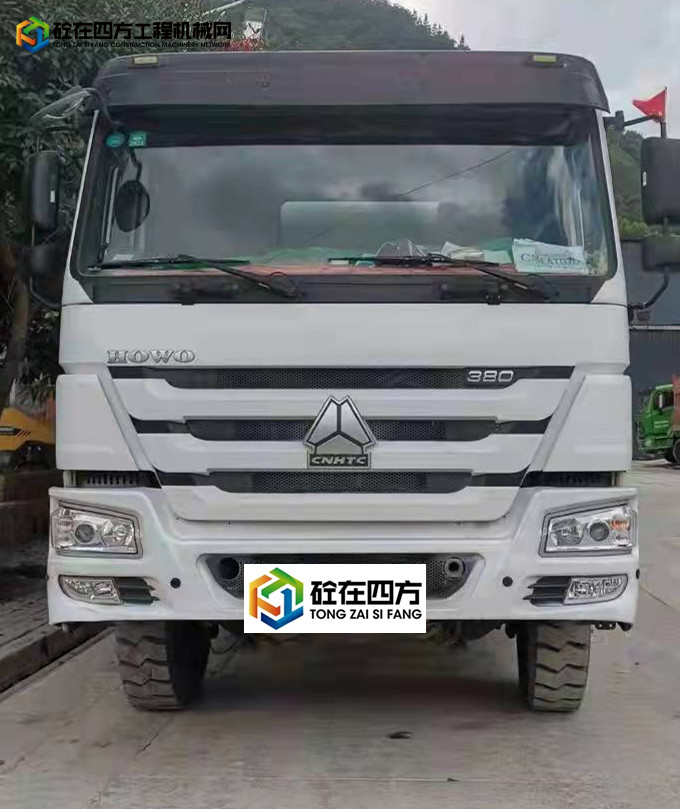https://images.tongzsf.com/tong/truck_machine/20211007/1615e70e2a385b.jpg
