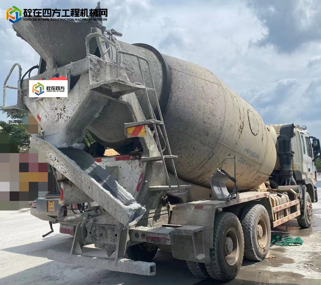 https://images.tongzsf.com/tong/truck_machine/20211008/1615f9812d1572.jpg
