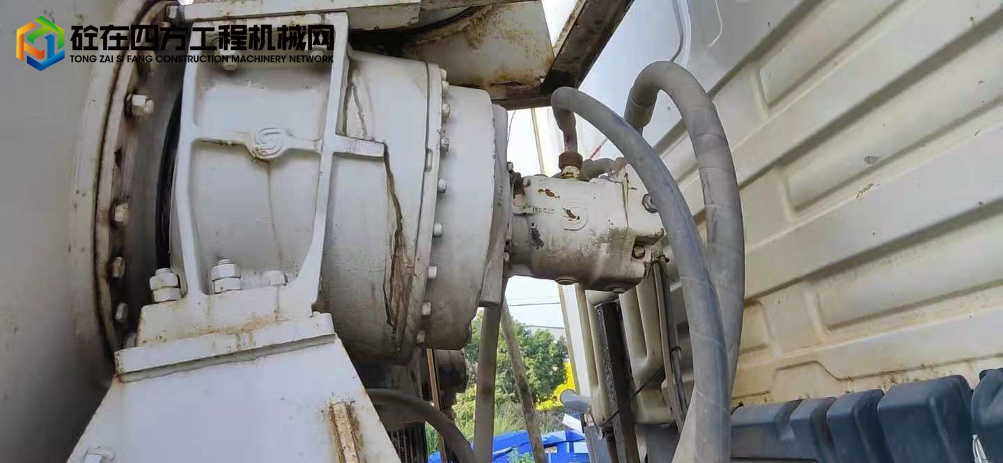 https://images.tongzsf.com/tong/truck_machine/20211008/1615fe65c54223.jpg