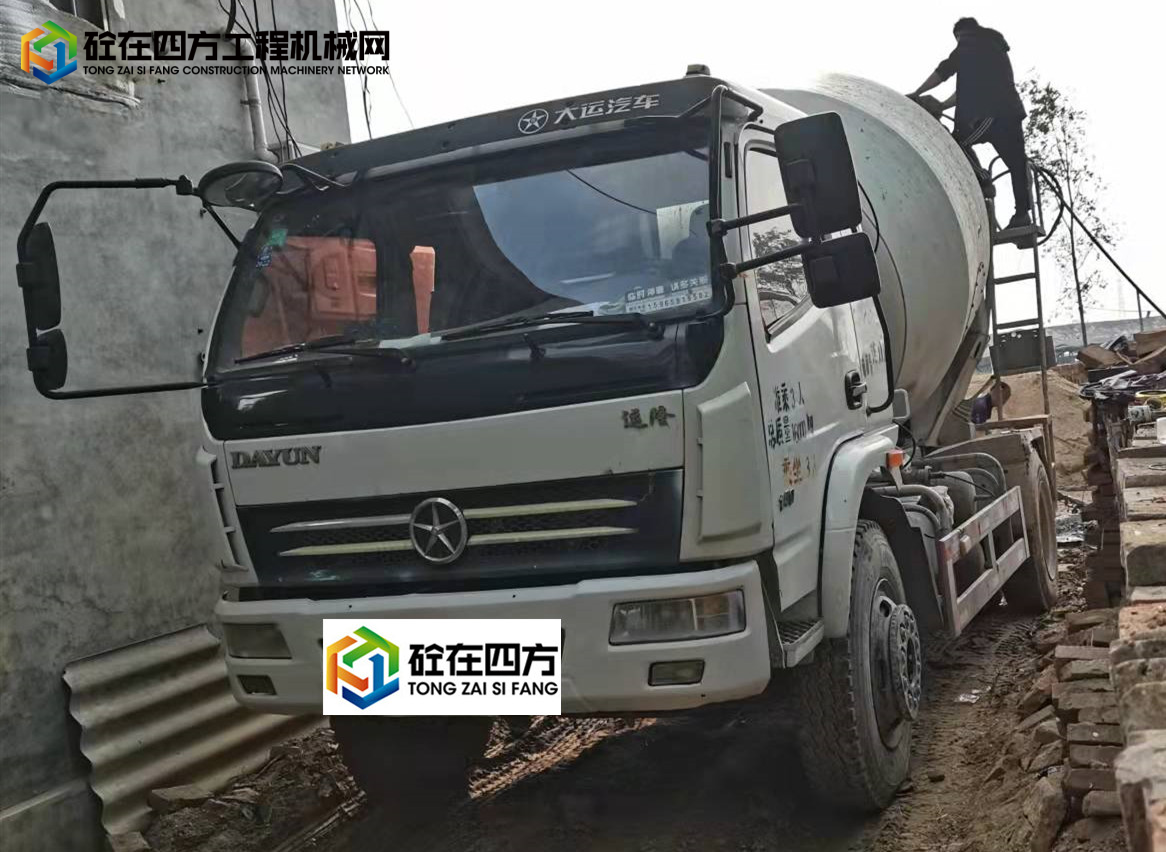 https://images.tongzsf.com/tong/truck_machine/20211008/1615ffc4f37eb9.jpg