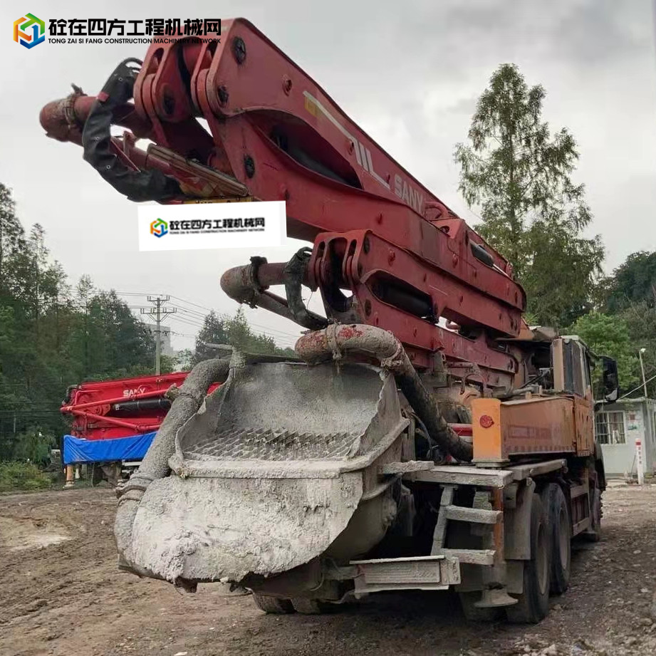 https://images.tongzsf.com/tong/truck_machine/20211009/1616113eb86542.jpg