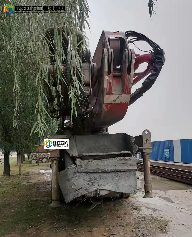 https://images.tongzsf.com/tong/truck_machine/20211009/1616134a9e2a86.jpg