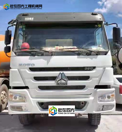 https://images.tongzsf.com/tong/truck_machine/20211009/1616135f623178.jpg