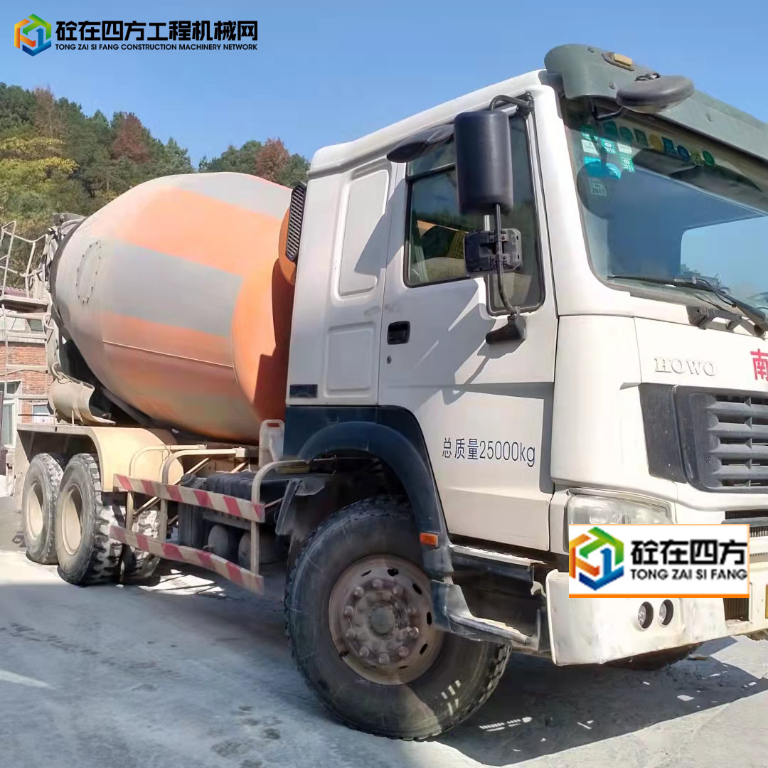 https://images.tongzsf.com/tong/truck_machine/20211009/161614e32b6faa.jpg