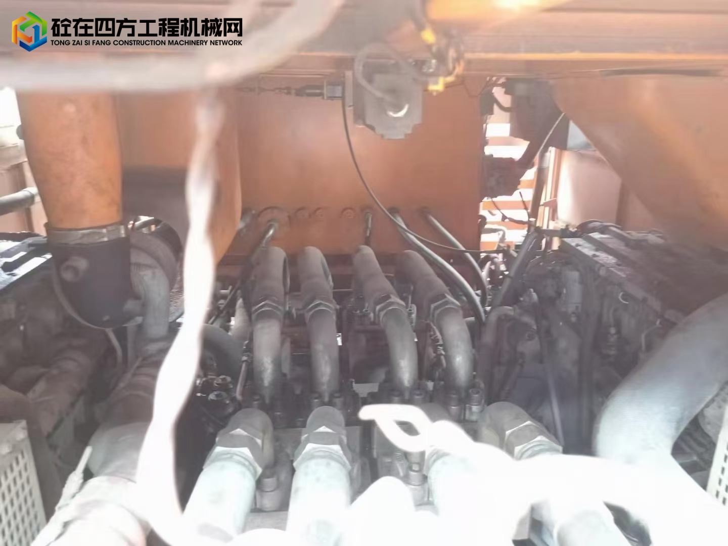 https://images.tongzsf.com/tong/truck_machine/20211010/16162cce19e8b6.jpg