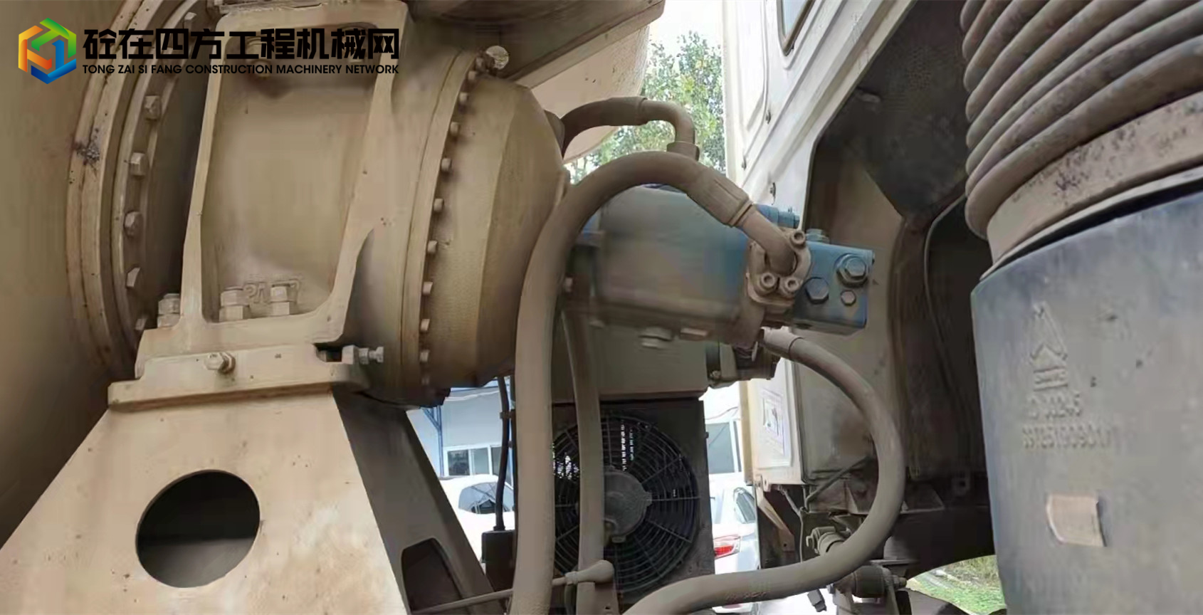 https://images.tongzsf.com/tong/truck_machine/20211011/16163a15dd84f5.jpg