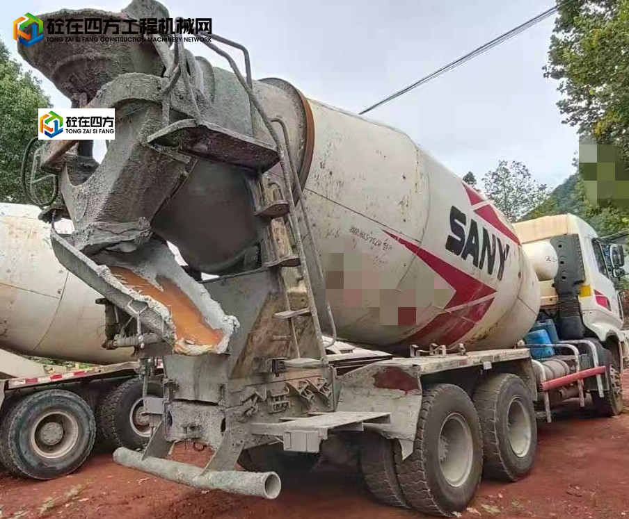 https://images.tongzsf.com/tong/truck_machine/20211011/161640319c7043.jpg