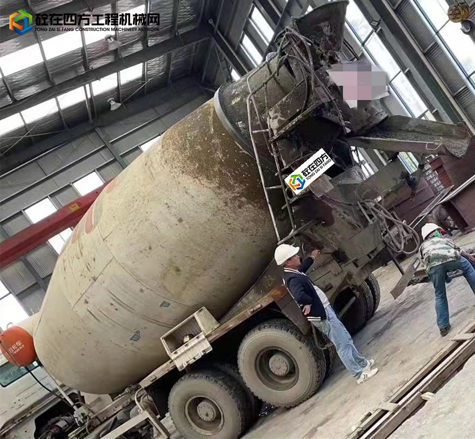 https://images.tongzsf.com/tong/truck_machine/20211012/161654b8dd1064.jpg