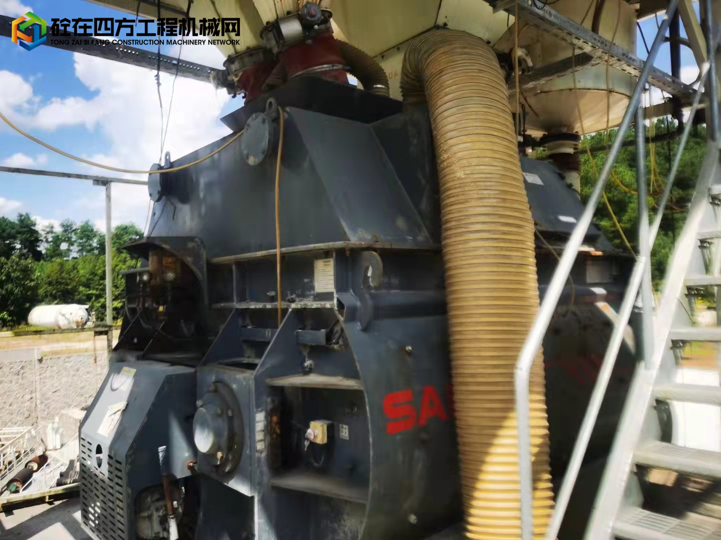 https://images.tongzsf.com/tong/truck_machine/20211013/1616645cce2dc3.jpg