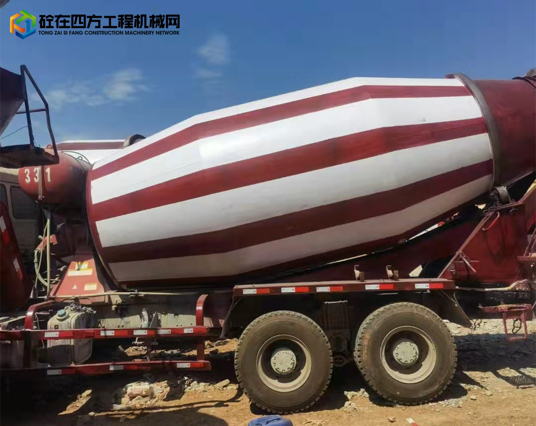 https://images.tongzsf.com/tong/truck_machine/20211013/16166466d9f8ed.jpg