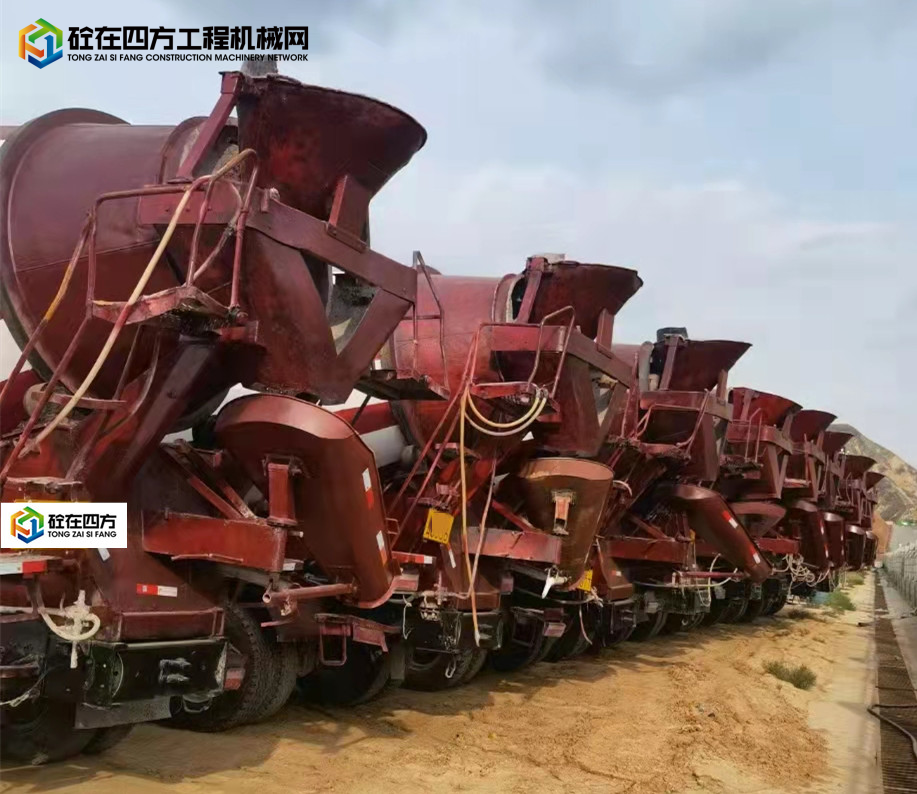 https://images.tongzsf.com/tong/truck_machine/20211013/161664693d9509.jpg