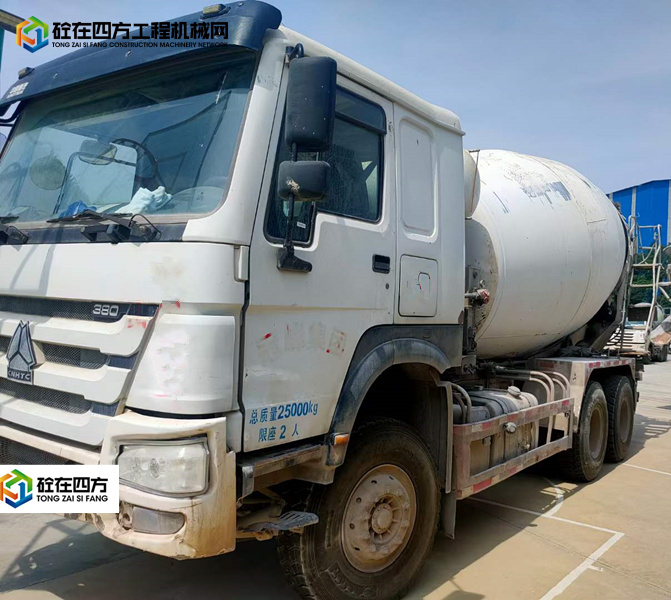https://images.tongzsf.com/tong/truck_machine/20211013/161665461589bf.jpg