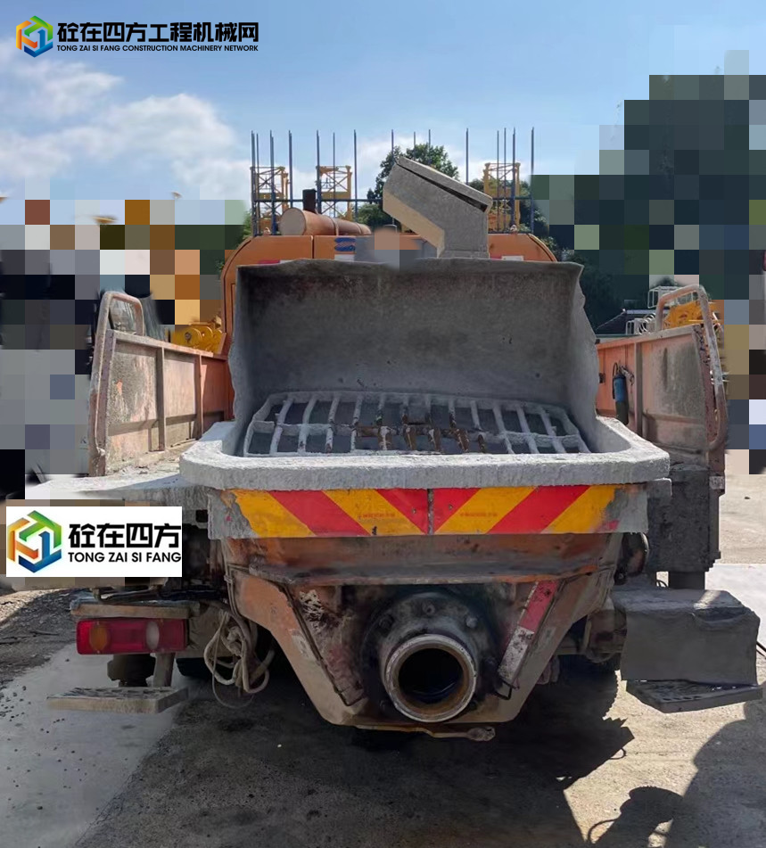 https://images.tongzsf.com/tong/truck_machine/20211014/16167d3114dbcb.jpg