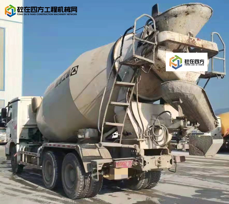 https://images.tongzsf.com/tong/truck_machine/20211014/16167dbea0c2aa.jpg