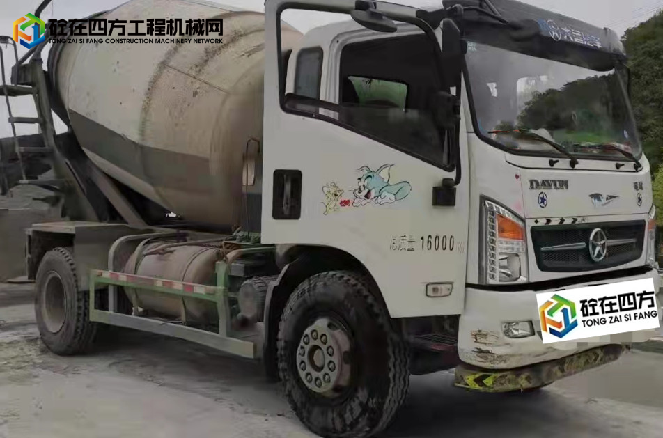 https://images.tongzsf.com/tong/truck_machine/20211015/161692fd777e86.jpg