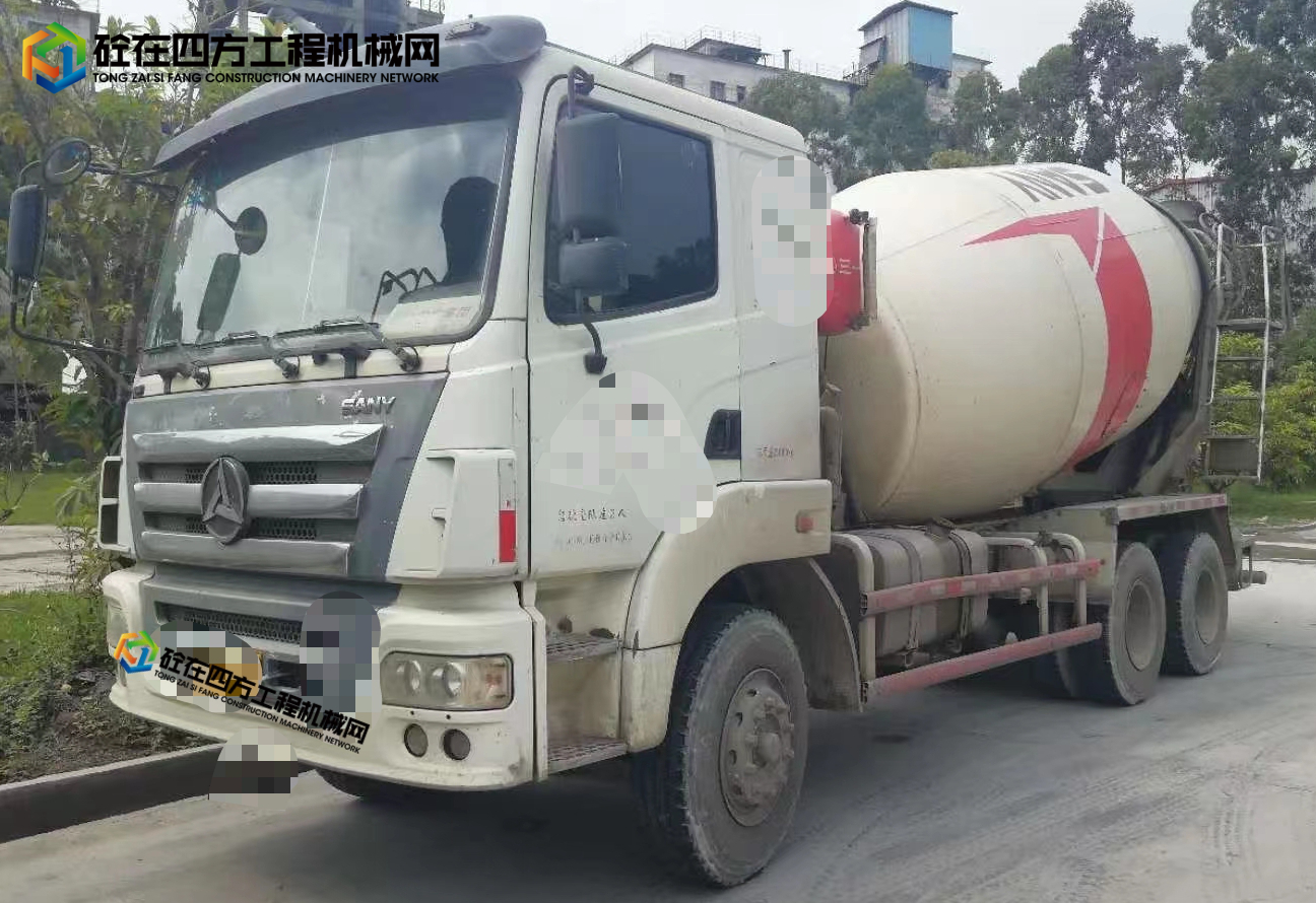 https://images.tongzsf.com/tong/truck_machine/20211015/161695a3d5cde4.jpg