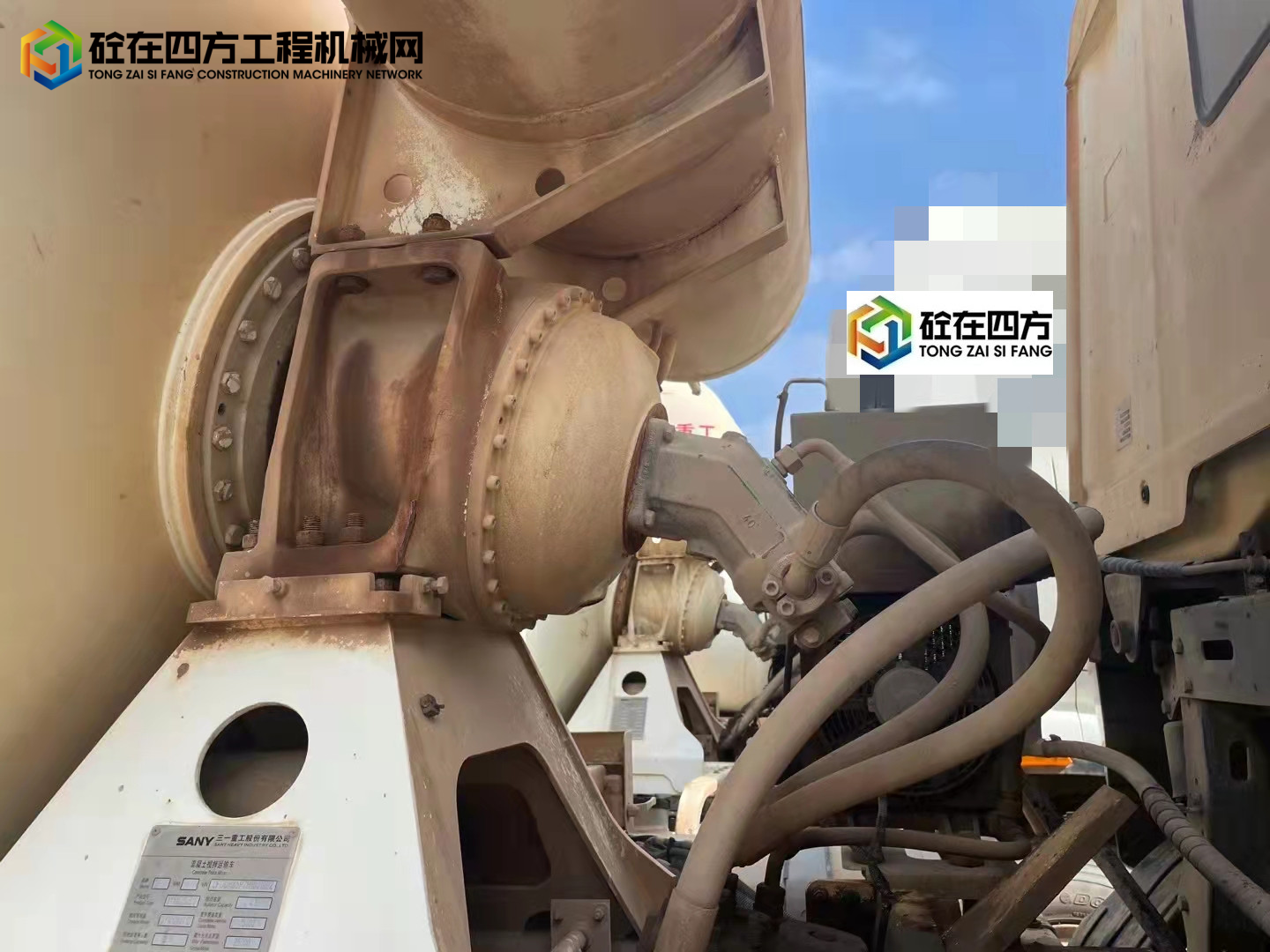 https://images.tongzsf.com/tong/truck_machine/20211016/1616a42fbcd276.jpg