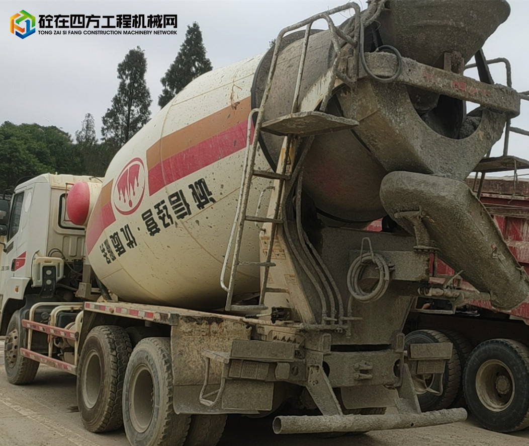 https://images.tongzsf.com/tong/truck_machine/20211016/1616a863ba7710.jpg