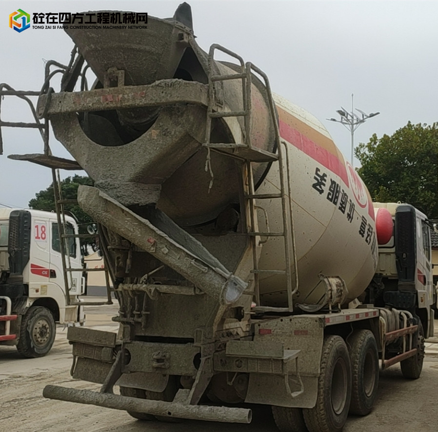https://images.tongzsf.com/tong/truck_machine/20211016/1616a863cbc55a.jpg