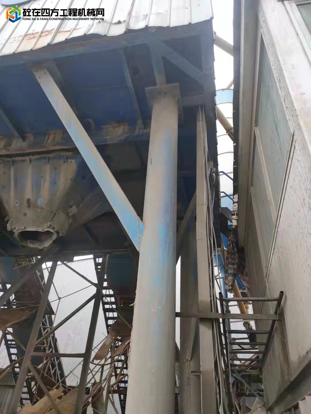 https://images.tongzsf.com/tong/truck_machine/20211016/1616a8c495e080.jpg