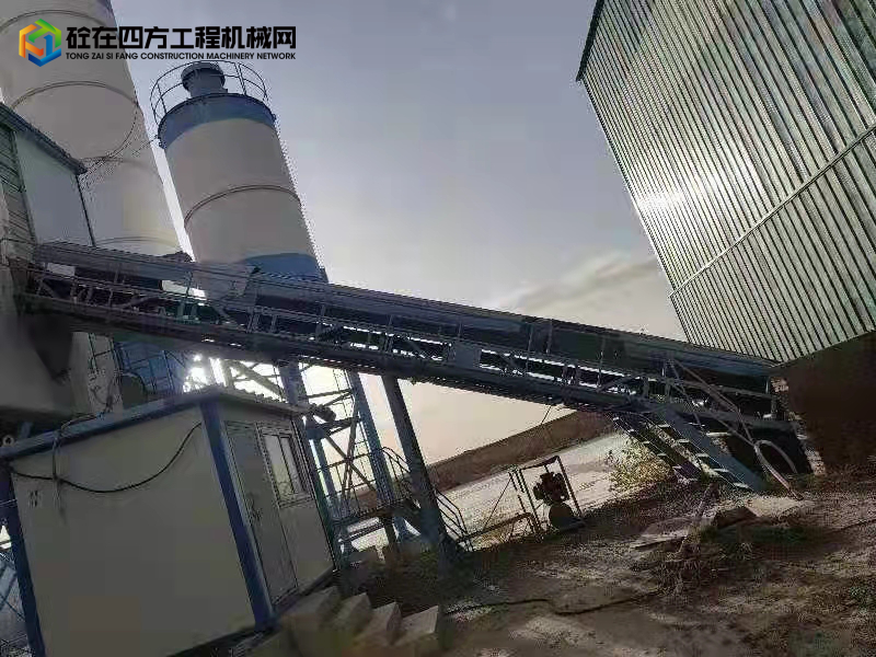 https://images.tongzsf.com/tong/truck_machine/20211018/1616cc7d847ef0.jpg