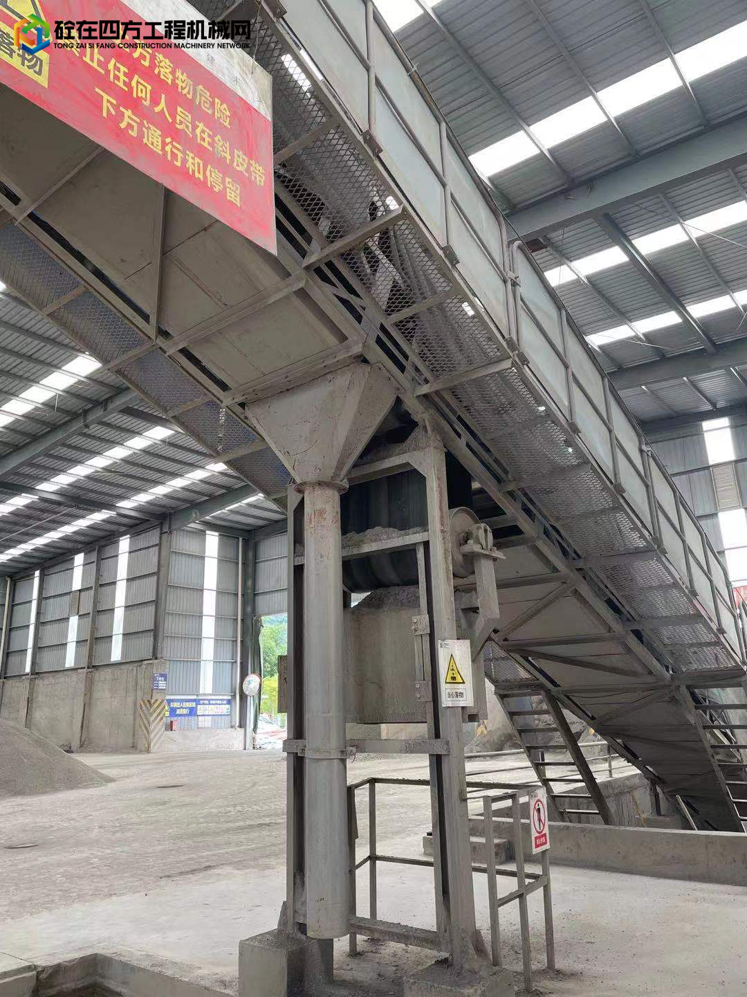 https://images.tongzsf.com/tong/truck_machine/20211018/1616cd5747ee98.jpg