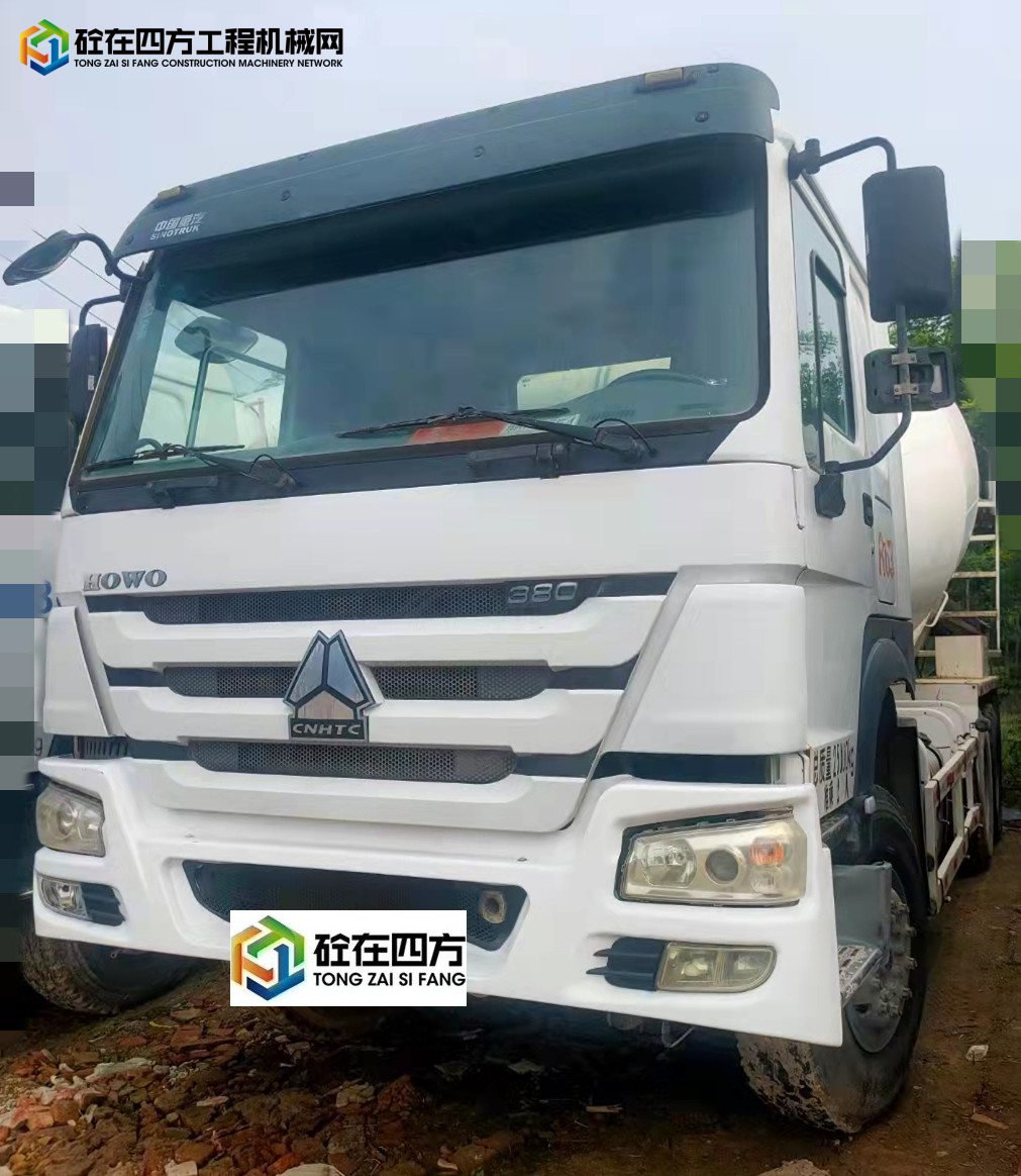 https://images.tongzsf.com/tong/truck_machine/20211018/1616d3c2d31843.jpg