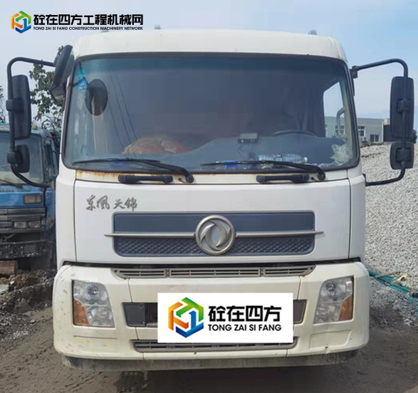 https://images.tongzsf.com/tong/truck_machine/20211018/1616d425d8e9c2.jpg