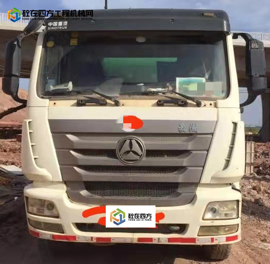 https://images.tongzsf.com/tong/truck_machine/20211019/1616e6ce23c014.jpg