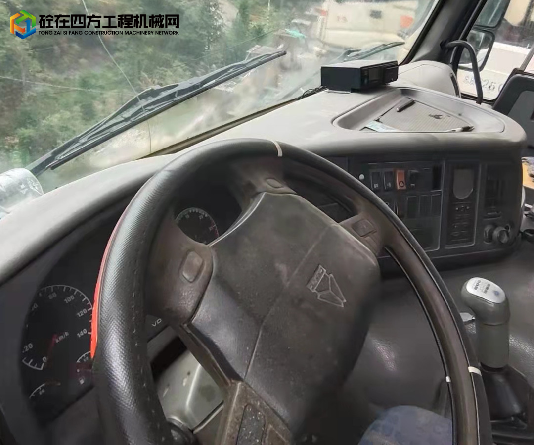https://images.tongzsf.com/tong/truck_machine/20211020/1616f702eb1e66.jpg