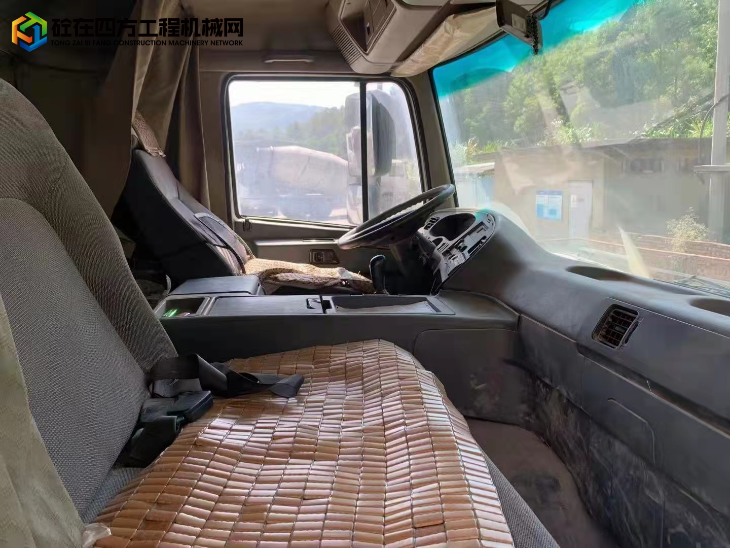 https://images.tongzsf.com/tong/truck_machine/20211020/1616f77198bfbe.jpg