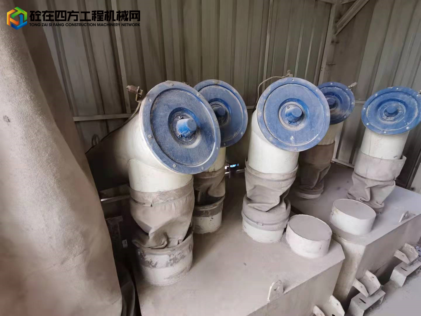 https://images.tongzsf.com/tong/truck_machine/20211020/1616f882aea36e.jpg