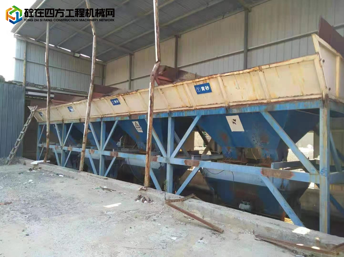 https://images.tongzsf.com/tong/truck_machine/20211020/1616f8e84d9df2.jpg