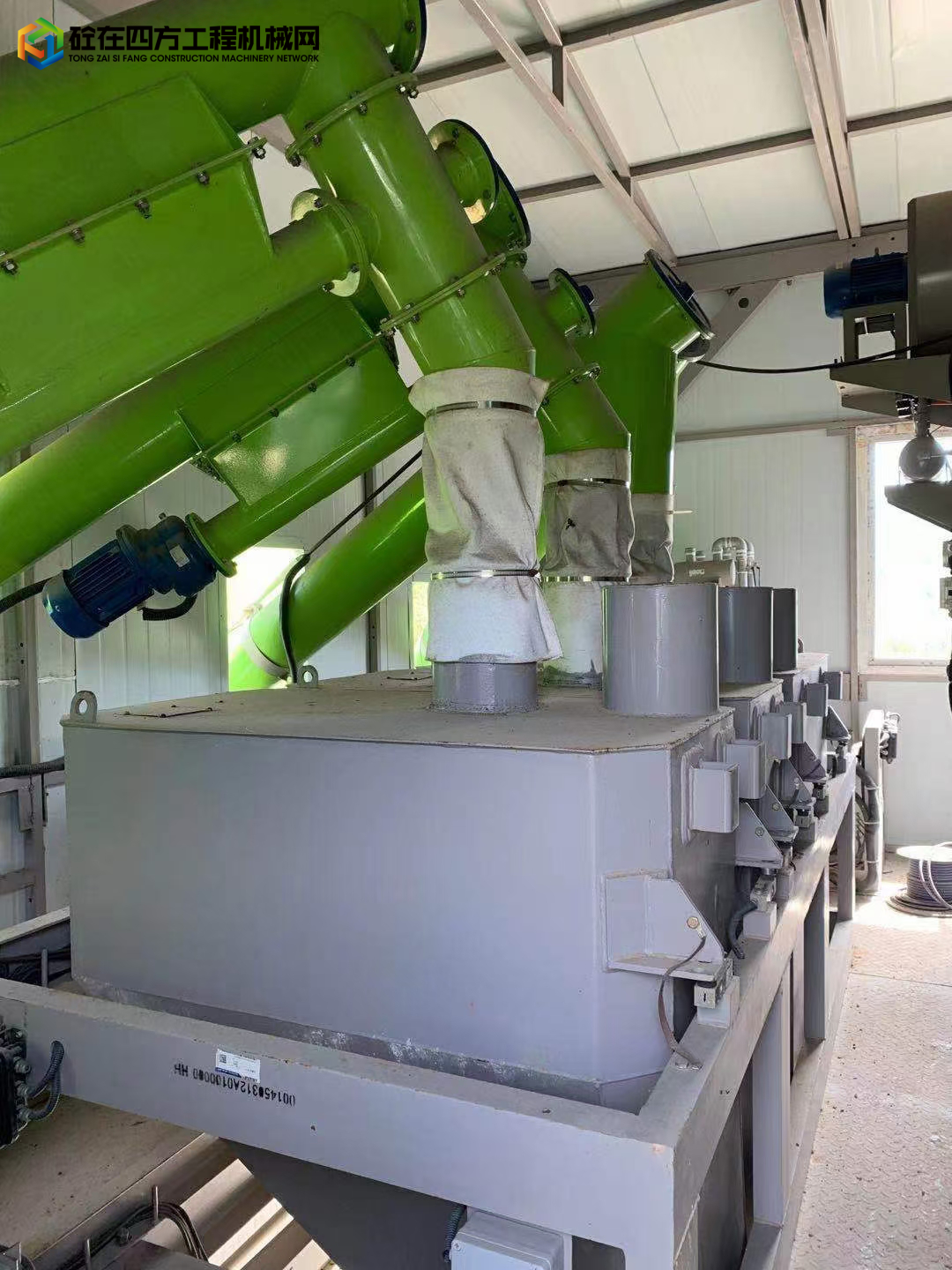 https://images.tongzsf.com/tong/truck_machine/20211020/1616fbc941afff.jpg