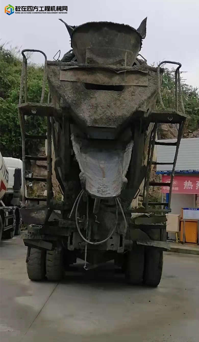 https://images.tongzsf.com/tong/truck_machine/20211020/1616fe87cbcc65.jpg
