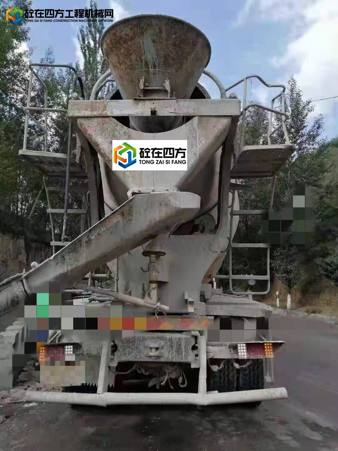 https://images.tongzsf.com/tong/truck_machine/20211022/16172323b5ca95.jpg