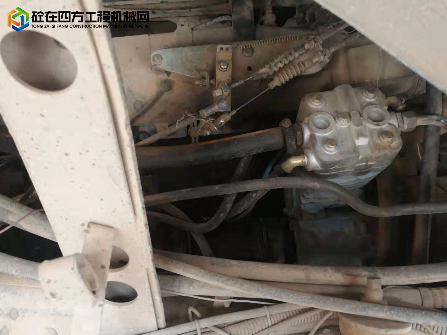 https://images.tongzsf.com/tong/truck_machine/20211022/161726062d073e.jpg