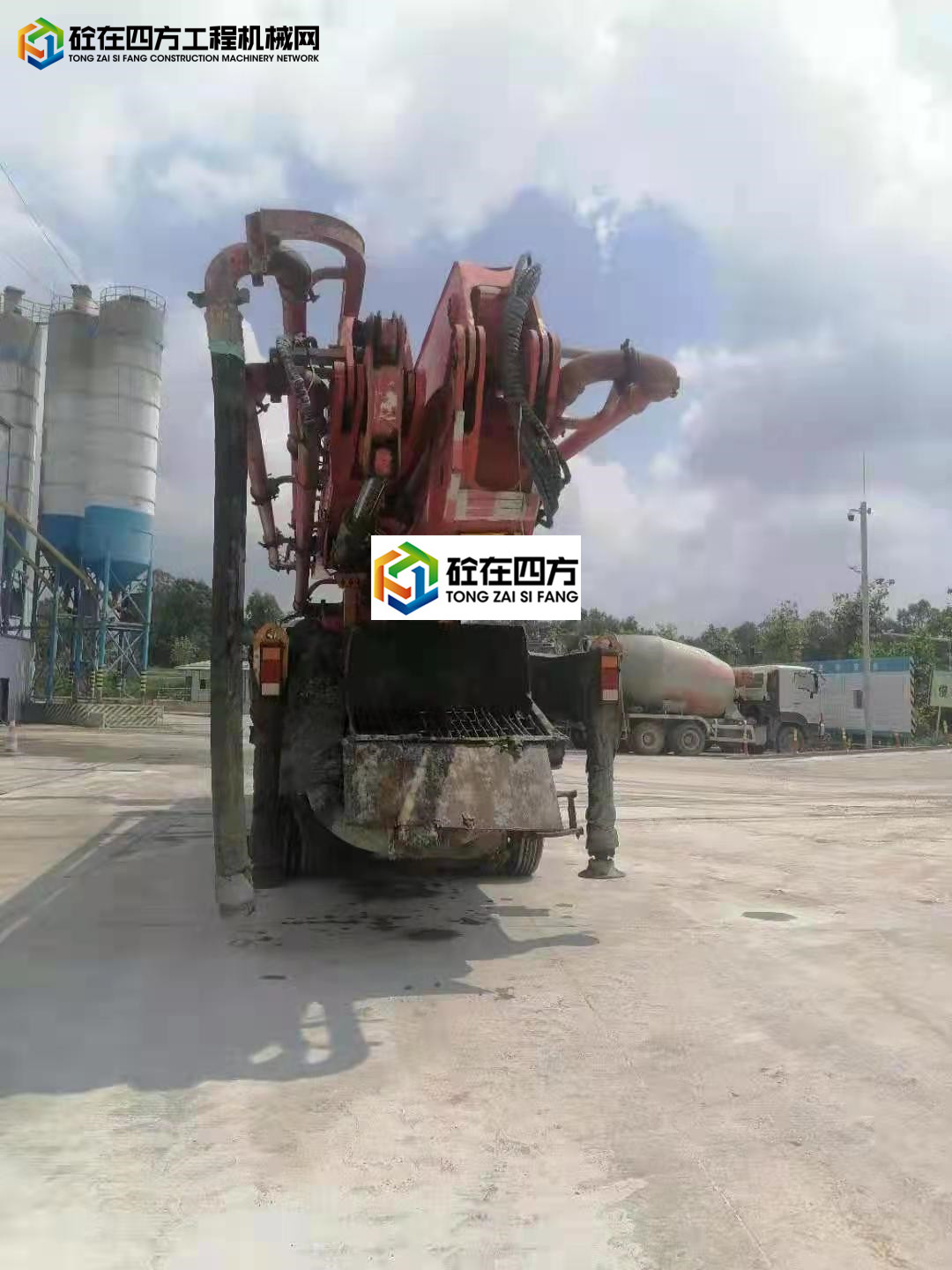 https://images.tongzsf.com/tong/truck_machine/20211022/1617269e2616ca.jpg