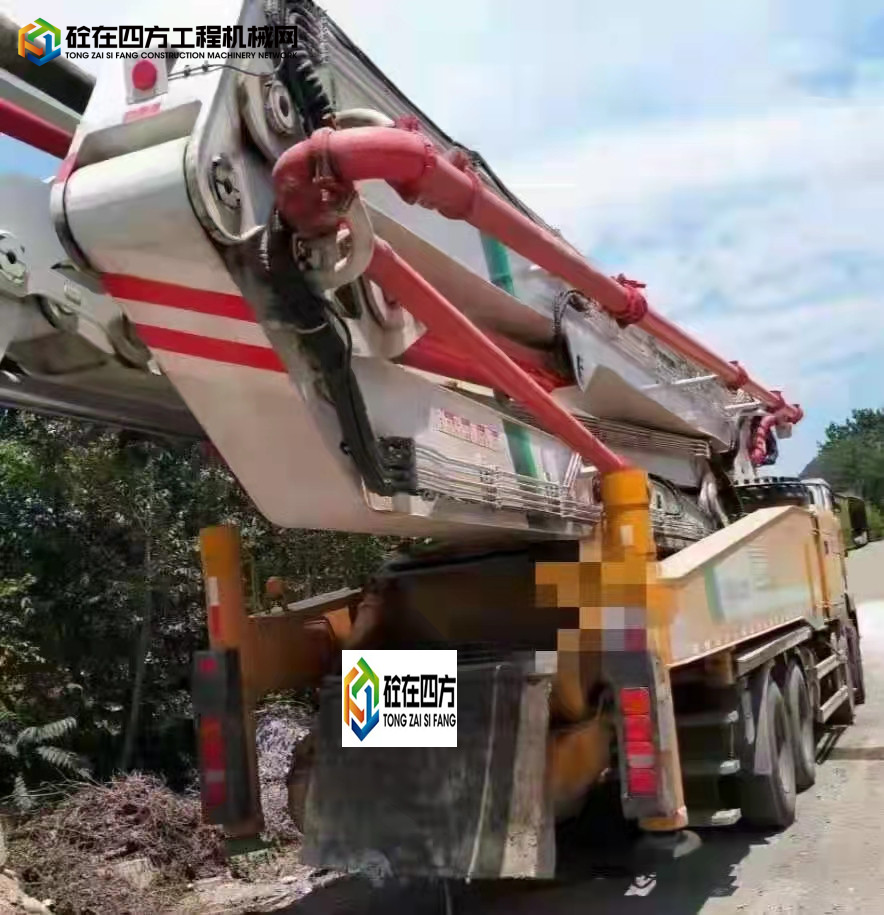 https://images.tongzsf.com/tong/truck_machine/20211025/161761bd4cceae.jpg