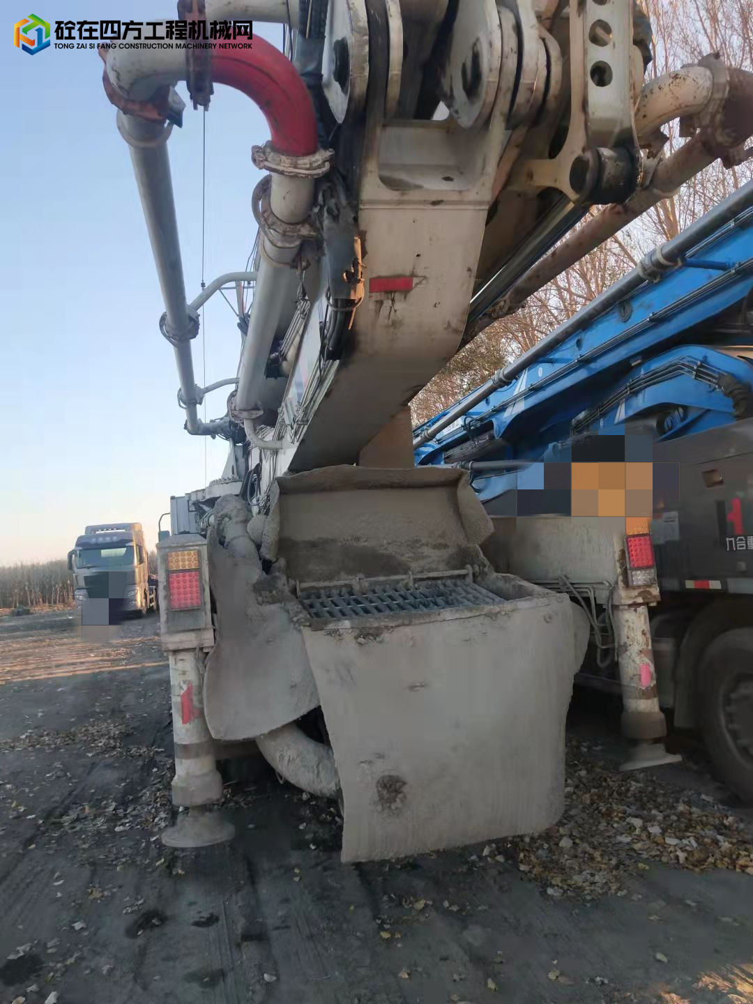 https://images.tongzsf.com/tong/truck_machine/20211025/1617625fe15216.jpg