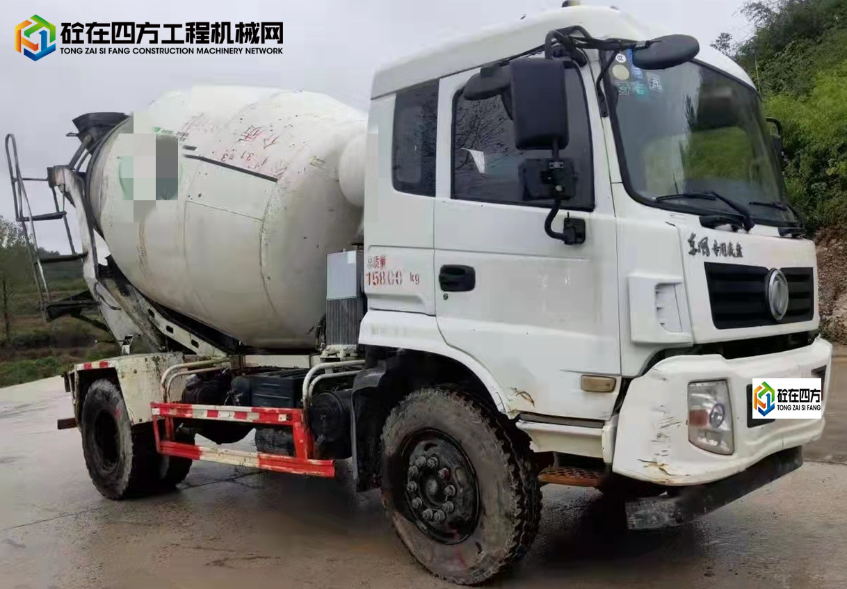 https://images.tongzsf.com/tong/truck_machine/20211025/16176763286cd2.jpg