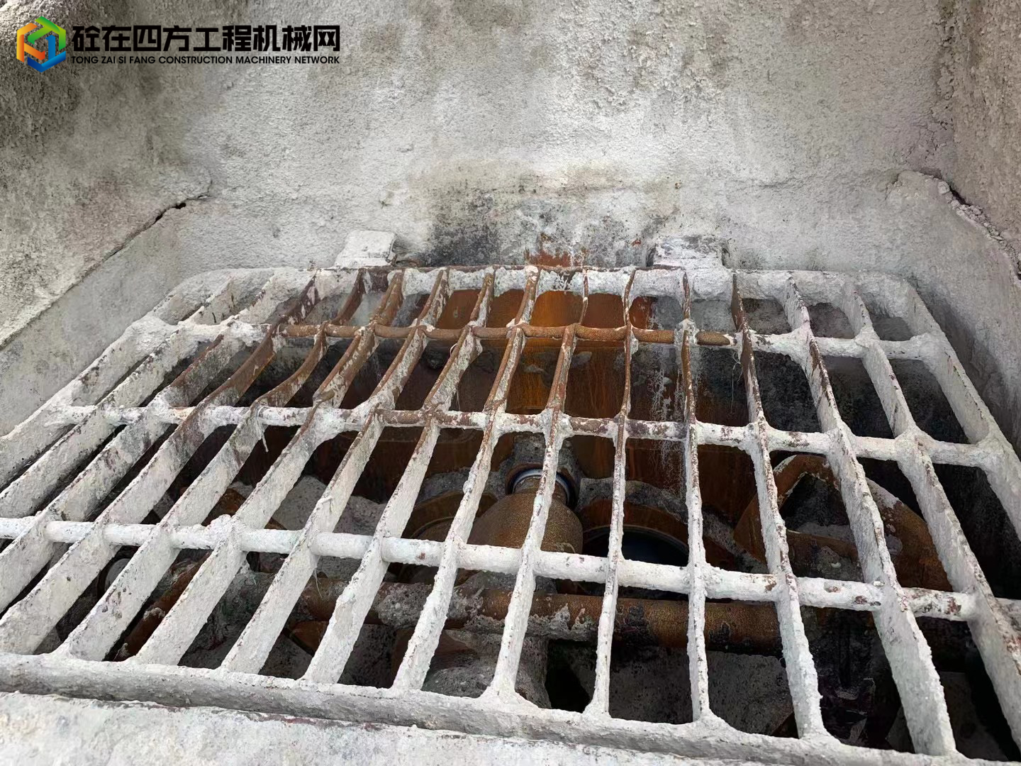 https://images.tongzsf.com/tong/truck_machine/20211025/161767cf9114e6.jpg