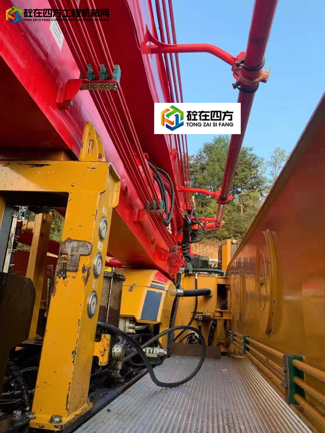 https://images.tongzsf.com/tong/truck_machine/20211025/16176900e7d857.jpg