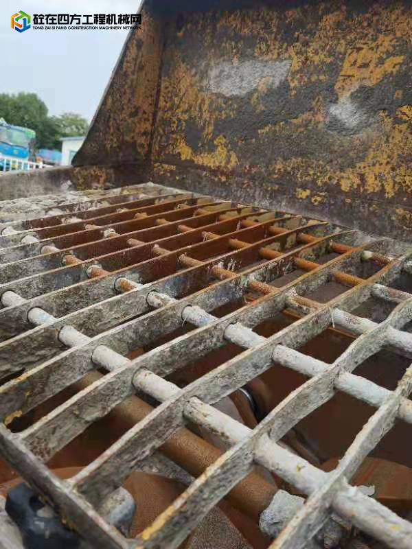 https://images.tongzsf.com/tong/truck_machine/20211026/16177a3b700c02.jpg